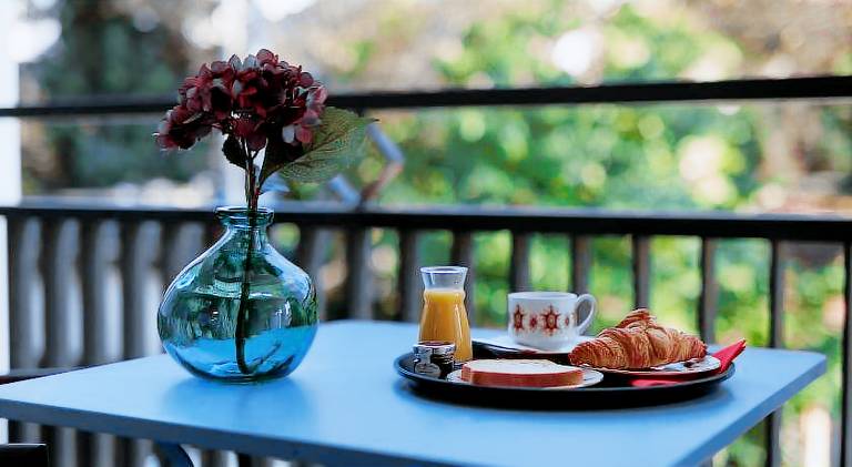 Apartment with patio | Pet-friendly — photo 2