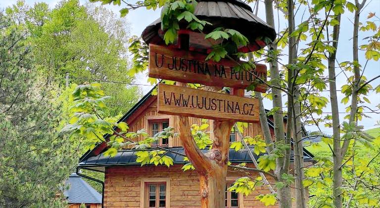 House with 3 rooms for 8 persons in Zlin