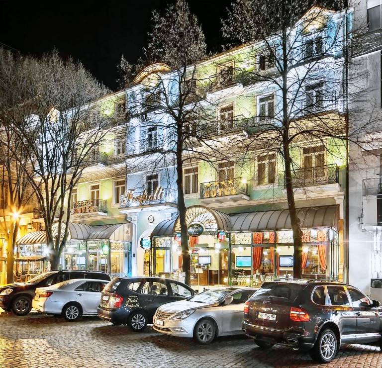Frapolli Hotel