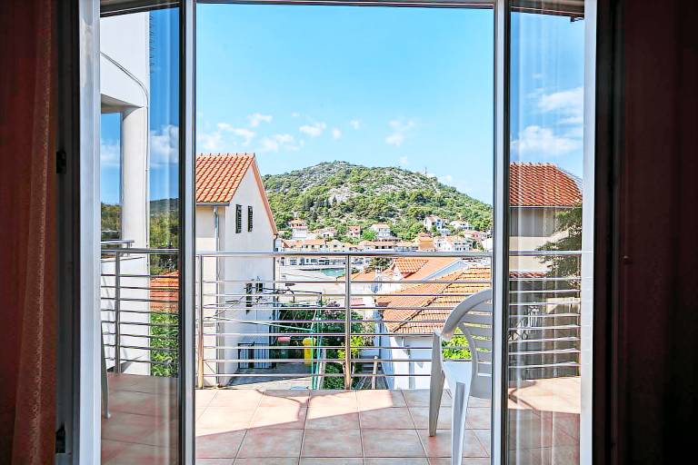 Ferienwohnung Tisno