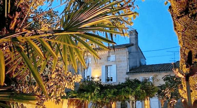 B&B Clos Emilion et table d'hote en option in Libourne