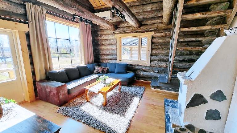 Villa Pyhtään kirkonkylä