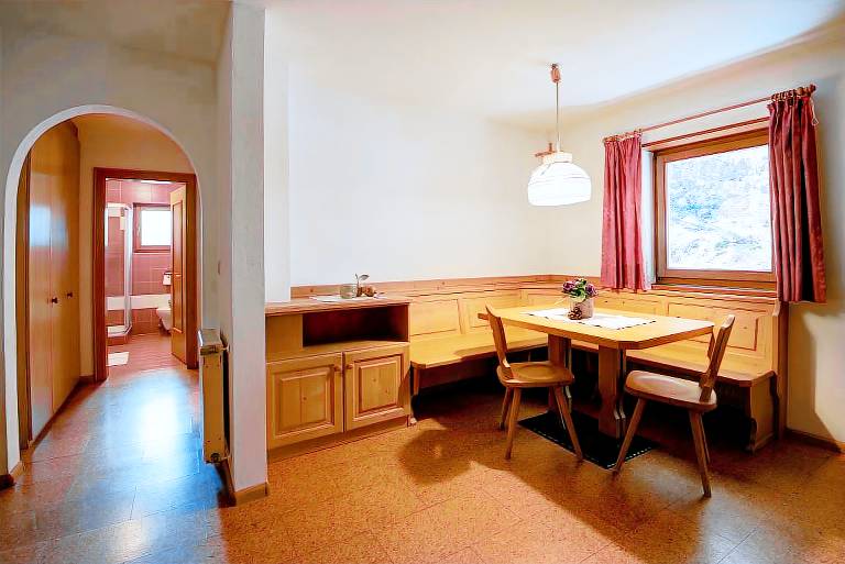 Comfortable Apartment 3 "Zur Sonne" with Mountain View, Garden & Wi-Fi — photo 2