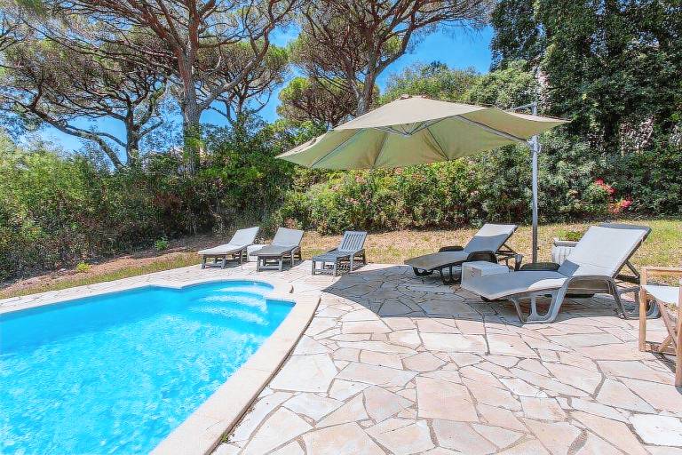 Ferienhaus in Roquebrune-sur-Argens für max. 6 Personen Ferienhaus in Roquebrune-sur-Argens für max. 6 Personen