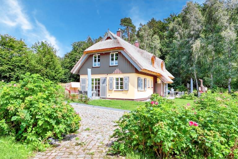 idyllisches Inselglück pur: Ferienhaushälfte Inselliebe 2 in Klein Stresow Rügen — photo 2