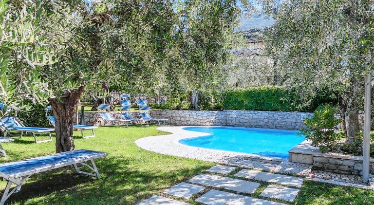Apartment with pool in Malcesine