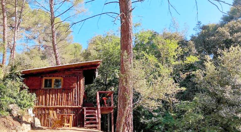 Chalet with 1 room for 2 persons in Aix-en-Provence