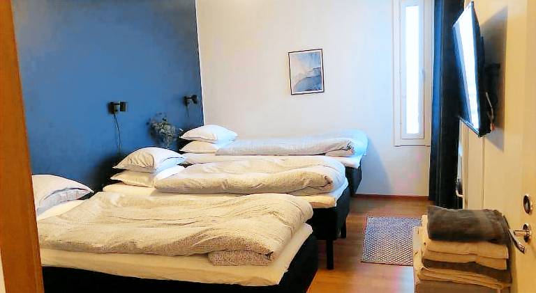 Holiday apartment with 2 rooms for 6 persons — photo 2