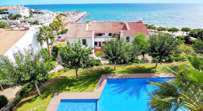 Rental apartment with pool | Beach nearby | Pets are welcome in Sitges