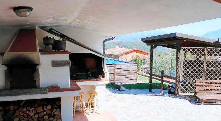 Vacation home with pool — photo 5