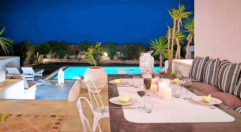 Villa with yard, jacuzzi & BBQ — photo 2