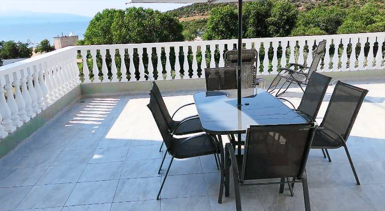 Beautiful serviced apartment with barbeque & patio | Beach nearby | Dogs allowed — photo 4