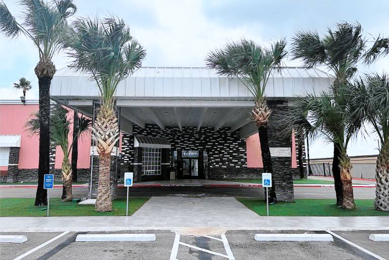 Super 8 by Wyndham Corpus Christi Airport — photo 4