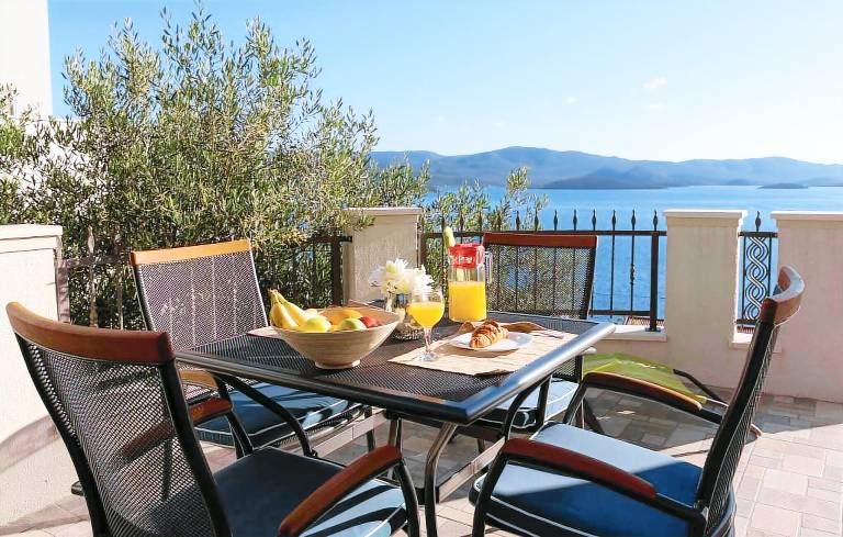 Apartament Komarna
