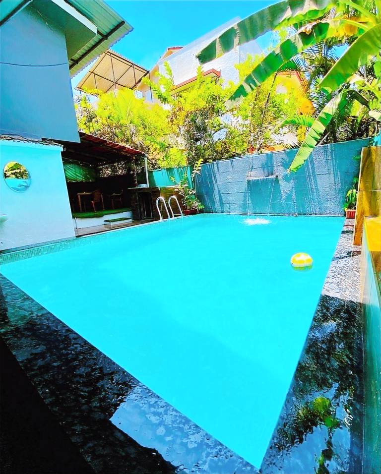Bungalow with BBQ & pool — photo 4