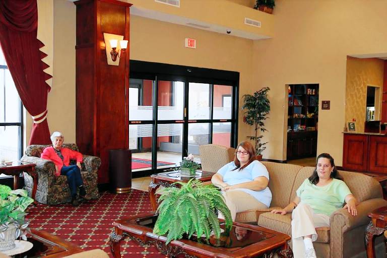 Hampton Inn & Suites Detroit/Sterling Heights — photo 5
