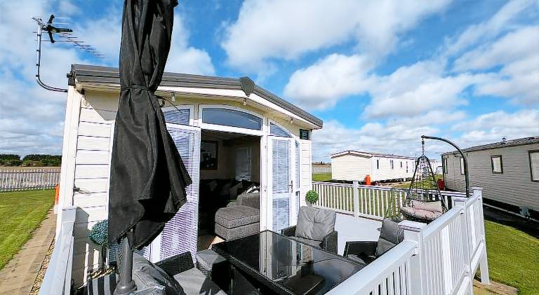 Millfields Holiday Park - The Balmoral - Coastal Caravan Breaks — photo 4