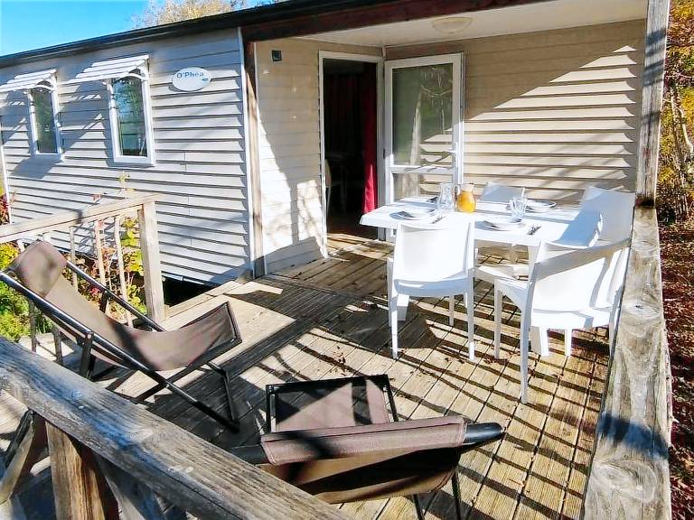 Family-oriented mobile home with heated pool & patio | Dogs allowed — photo 4