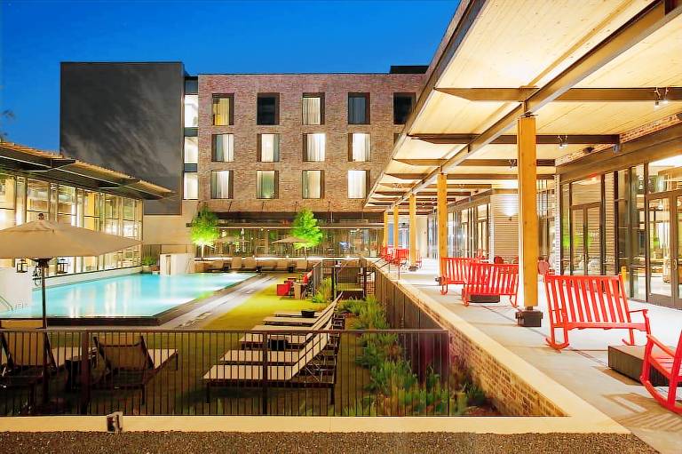 The George by Valencia Hotel Collection