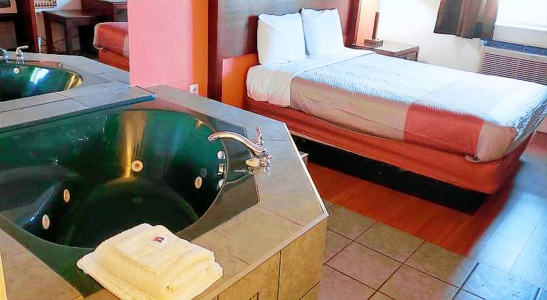 Motel 6 Tinton Falls, NJ - Neptune — photo 2
