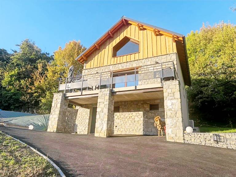 Ferienhaus in Bénévent-et-Charbillac, Französische Alpen, Frankreich