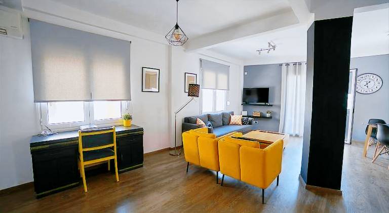 Wonderful holiday apartment with terrace | Near Acropolis of Athens | Suitable for remote work | Pets are welcome — photo 2