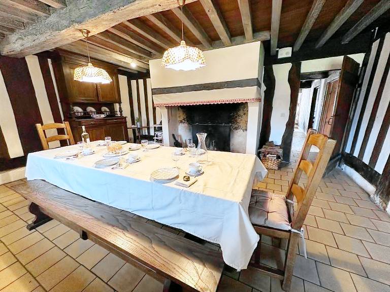 Pleasant gite with garden, patio & grill | Pets allowed — photo 2