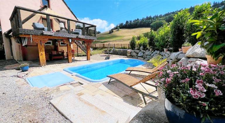 Vacation home with pool | Pet-friendly in Freiburg im Breisgau