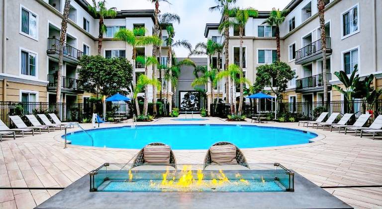 Charming holiday apartment | Pets are welcome in Marina, CA