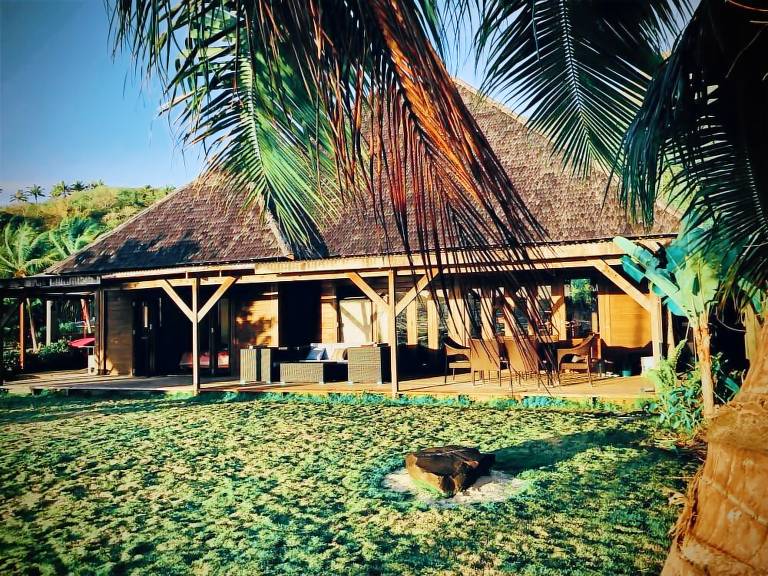 House Bora Bora