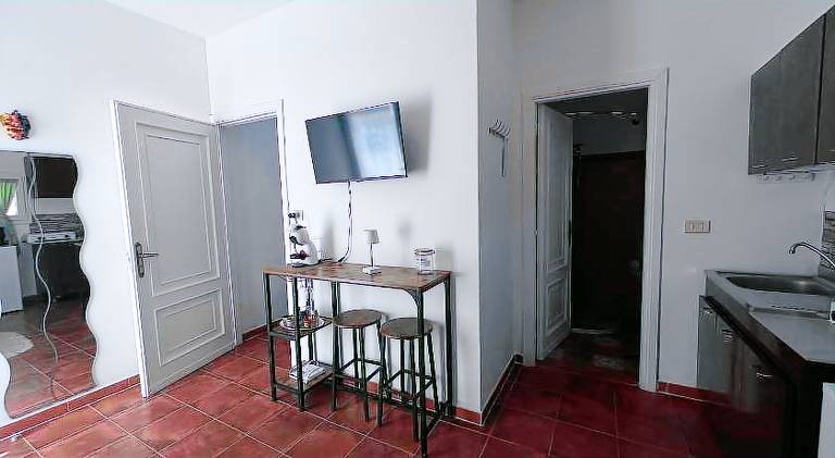 Rental apartment with garden — photo 3