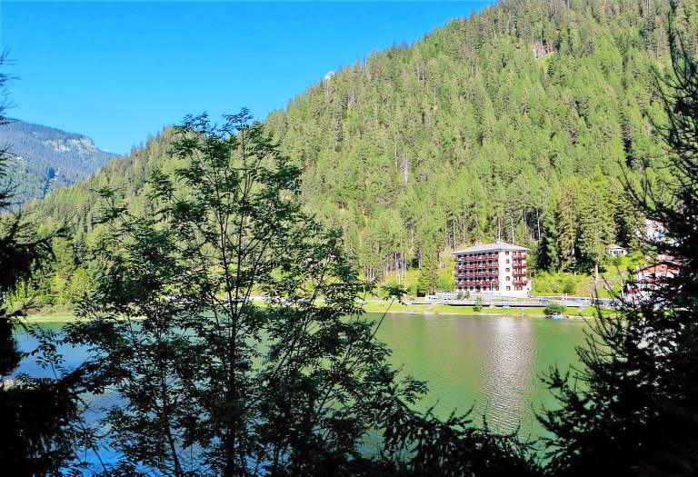 Apartma  Pecol