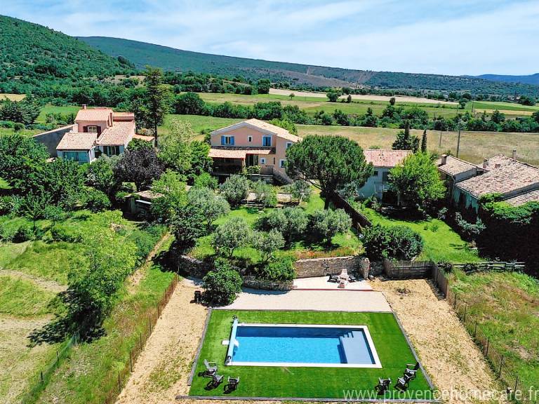 Villa Ongles