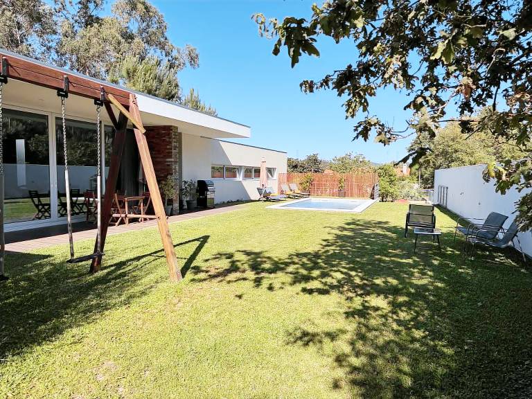 Vacation home with garden, patio & BBQ | Nature view in Braga