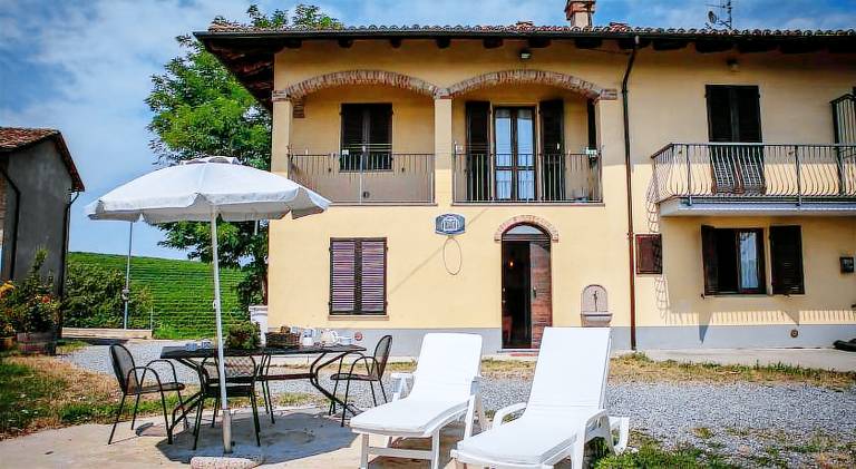 CASA RAMAGIO' in La Morra