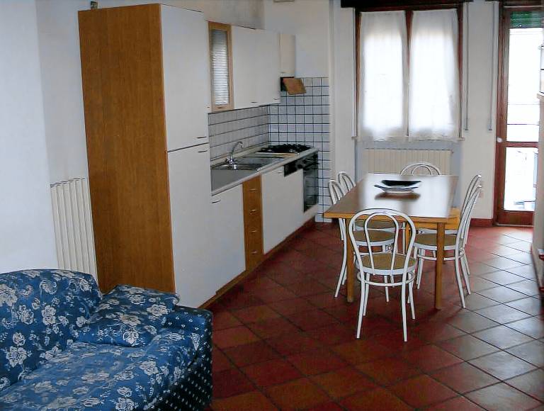 Holiday apartment with 2 rooms for 6 persons — photo 3