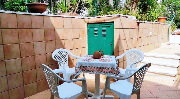 Apartment with 2 rooms for 5 persons — photo 4