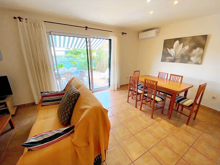 House with terrace, pool & garden — photo 3