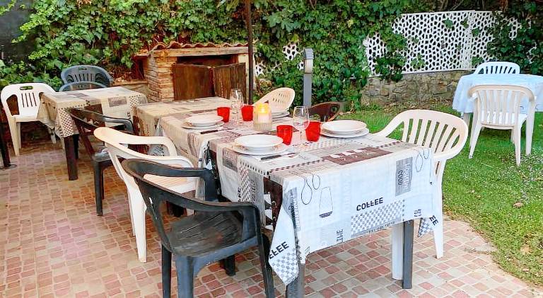 House with BBQ, pool & garden | Pets are welcome — photo 5