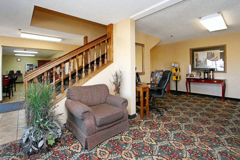 New Victorian Inn & Suites Kearney — photo 4