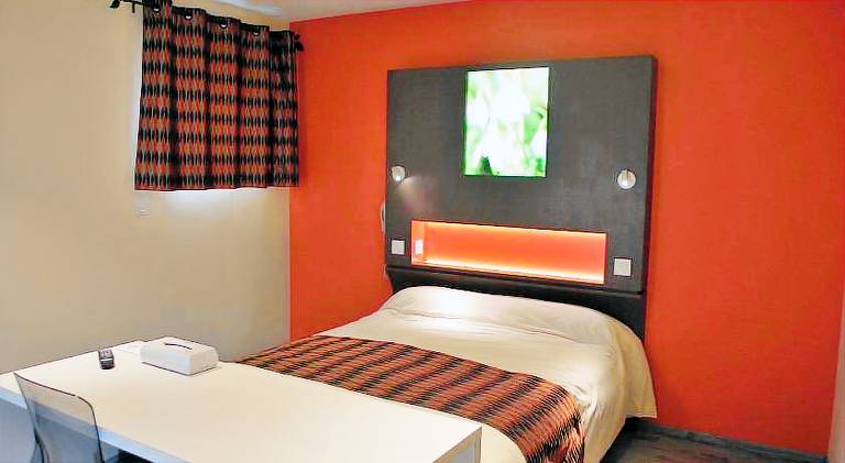 Logis Hotel & Restaurant Les Perce-Neige — photo 2