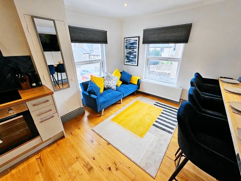 Holiday apartment | Next to National Museum Cardiff | Suitable for remote work in Cardiff