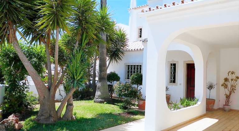 Fully equipped wonderful villa with private pool, garden & grill | Suitable for remote work | Pets are welcome — photo 5