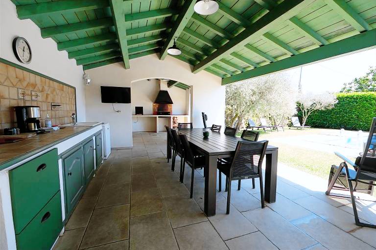 Family-friendly charming villa with garden, private pool & barbeque | Pet-friendly — photo 2