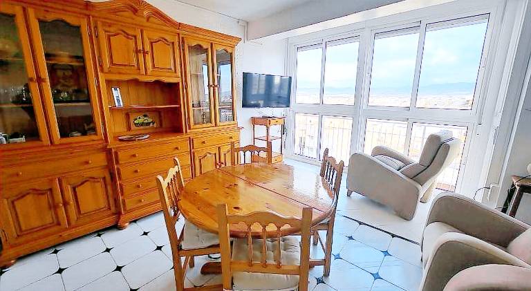 Apartment with 2 rooms for 4 persons in Murcia