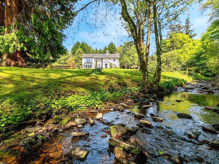 Cottage Glasgow