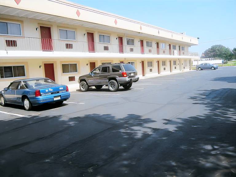 Travel Inn and Suites