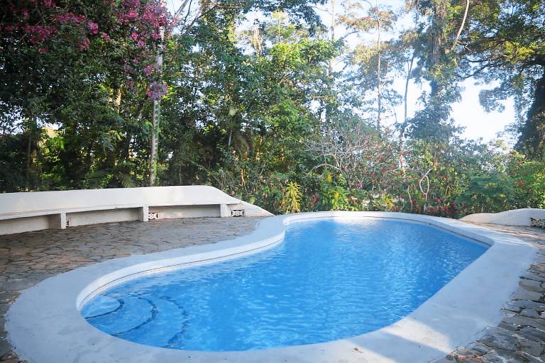 Lodge Limón Province