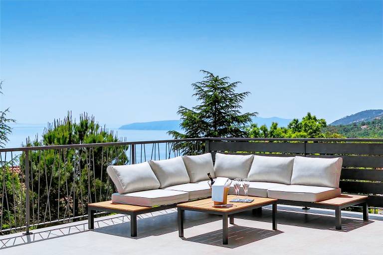 Villa Grand Vision - modern luxury villa with a private pool, sea views and 5 bedrooms by MyWaycation — photo 4