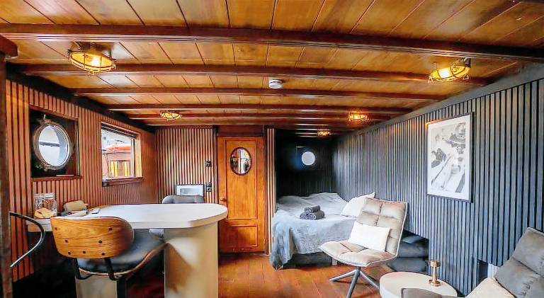 Houseboat-Amsterdam-Classic — photo 3